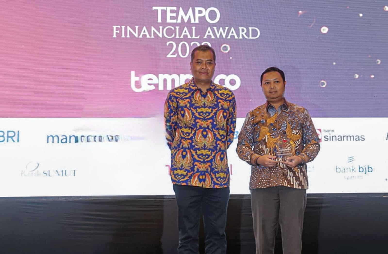 bank bjb Raih 3 Perhargaan di TEMPO Financial Award 2022