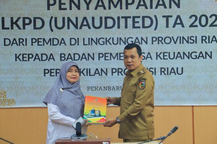 Pemko Pekanbaru Serahkan LKPD Tahun 2022 ke BPK RI, Ini Harapan Pj Wako