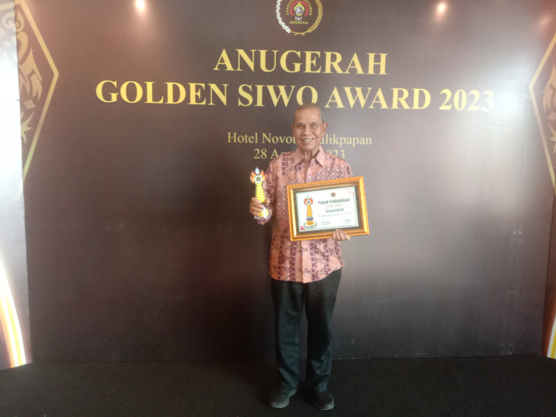 Golden Award SIWO PWI 2023, Iskandar Hoesin, Bupati Kasmarni dan Ketua KONI Bengkalis Raih Penghargaan