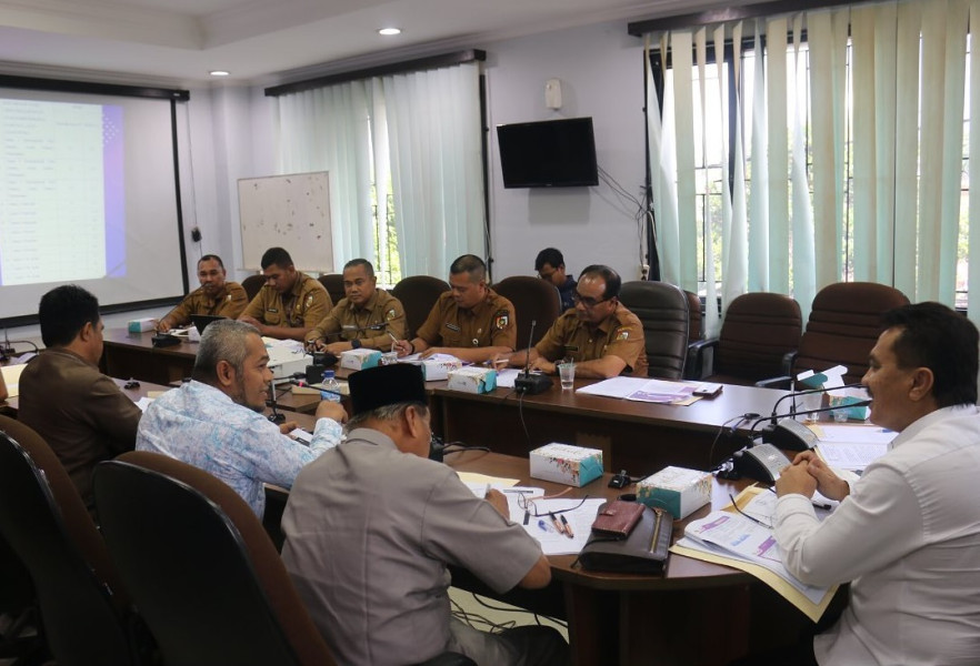 Komisi III Hearing Disdik Pekanbaru Bahas Jarak Zonasi PPDB