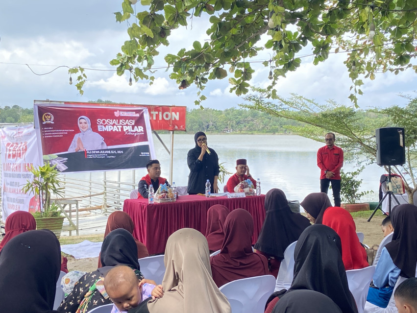 Anggota DPR RI Ini Sosialisasikan Empat Pilar Kebangsaan kepada Warga Rumbai Timur
