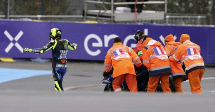 Rossi di Titik Nadir Usai Gagal Finis  MotoGP Prancis 