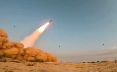 180 Roket Iran Serang Israel