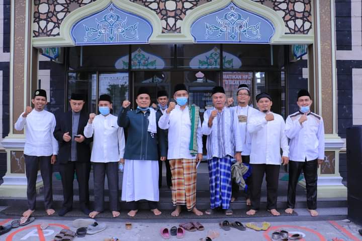 Resmi Dikukuhkan, Pengurus Daerah DMI Kota Pekanbaru 2021-2026 Launching Gerakan Subuh di Masjid