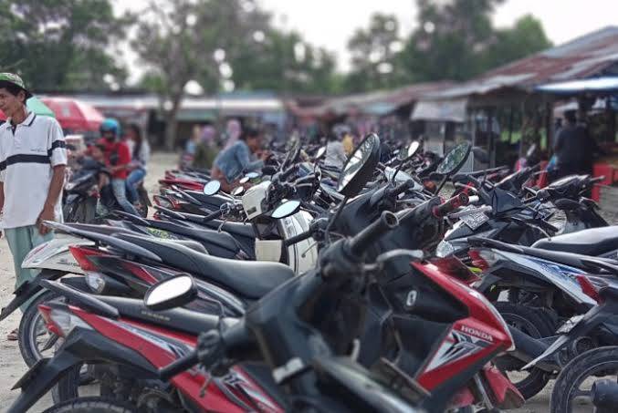 Dishub Tindak 150 Juru Parkir, dari Tak Beri Karcis Hingga Tak Pakai Celana Panjang