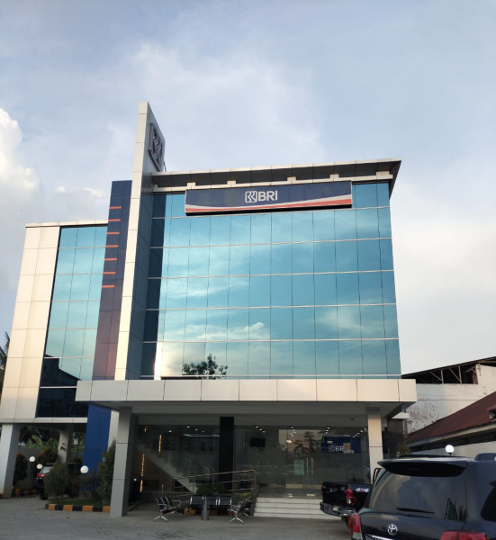 Pimpinan Kacab BRI Pengkalan Kerinci Turut Prihatin dan Berharap Pelaku Segera Tertangkap