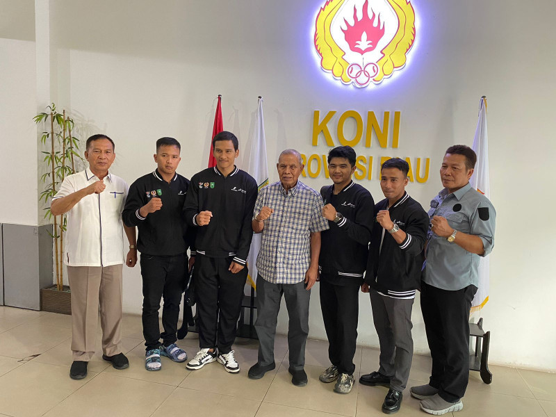 KONI Riau Lepas Pesenam Riau Mengikuti Pelatnas Persiapan Olimpiade dan Sea Games