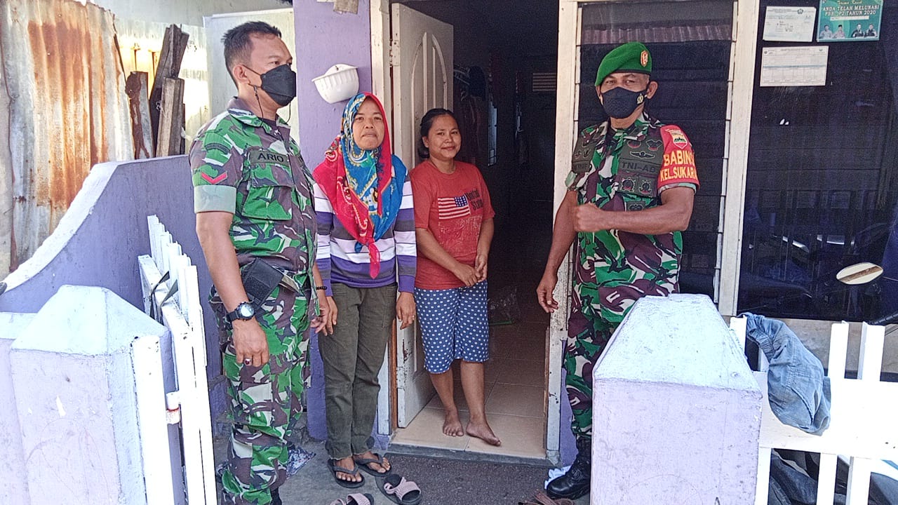 Babinsa Berikan Pemahaman Pancasila di Kampung Pancasila 