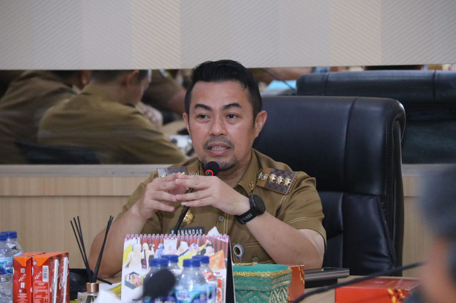 Pj Wako Pekanbaru: Disdukcapil Minta Jemput Bola