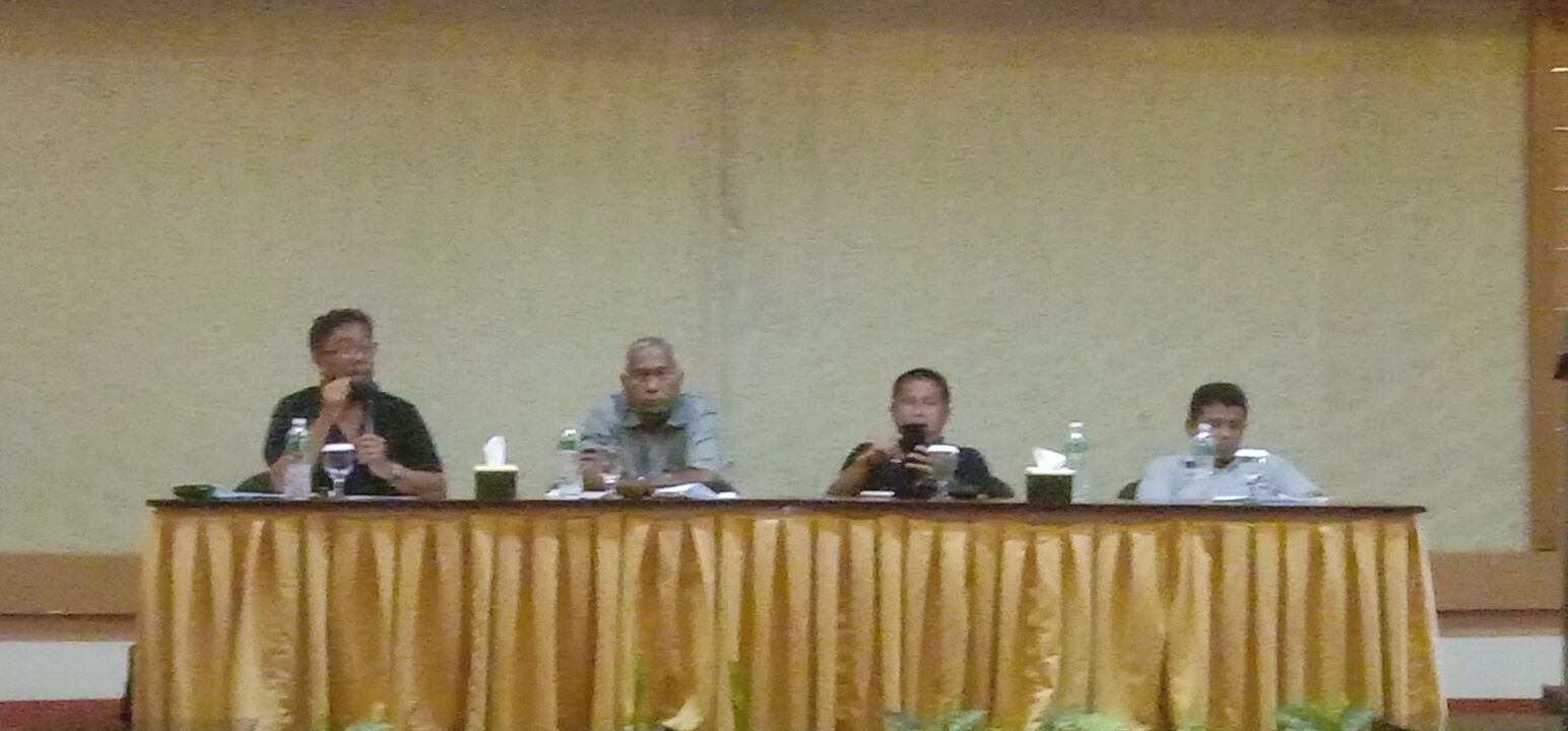 Peduli Taufik Ramsyah, APPSI Riau Gelar Laga Amal dan Edukasi Para Pelatih Saat Manager Meeting Suratin Asprov PSSI Riau 