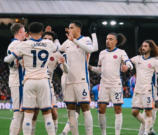 Chelsea dan Arsenal Gagal Menang, Liverpool Semakin Kokoh di Puncak Klasemen Liga Inggris