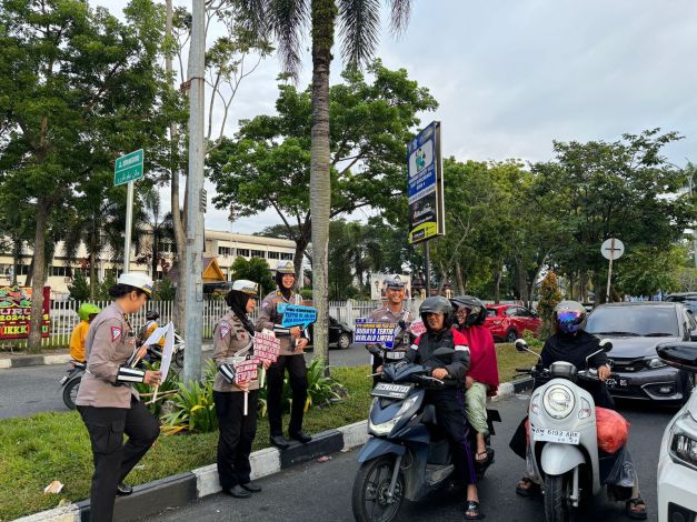 Ditlantas Polda Riau Imbau Pengendara Tertib Lalu Lintas dan Sukseskan Pilkada