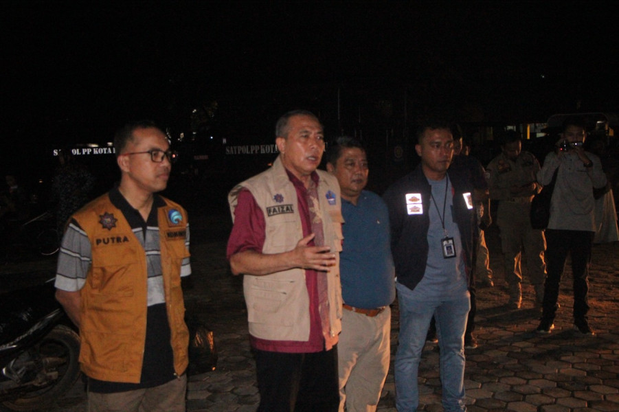 Sebelum Lakukan Penindakan, DLHK dan Tim Yustisi Pekanbaru Sosialisasikan Jam Buang Sampah