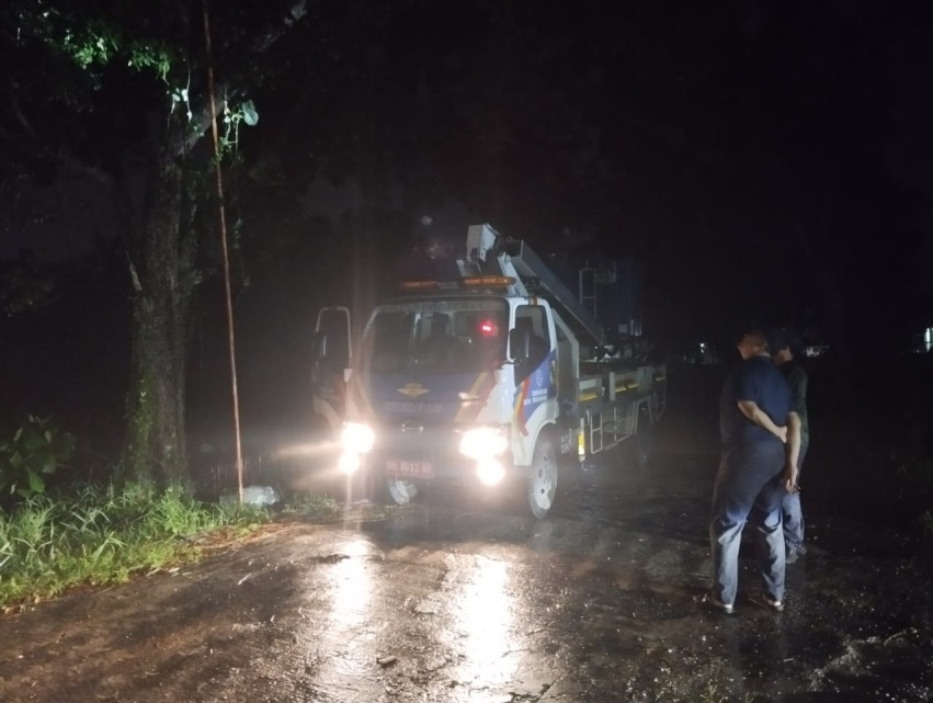 Dishub Pekanbaru Perbaiki PJU di Meranti Pandak