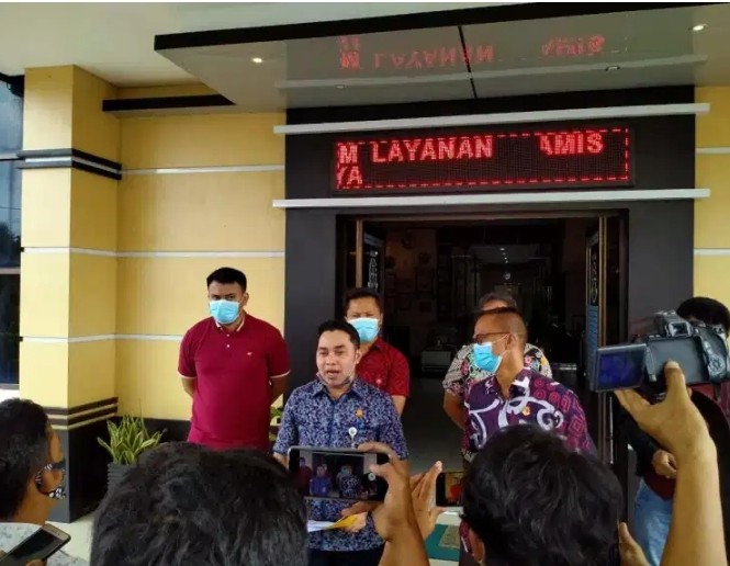 Terlibat Kasus Korupsi Pengadaan Alat Peraga di Disdikpora Kuansing,  Ketua KONI Kuansing Ditahan 