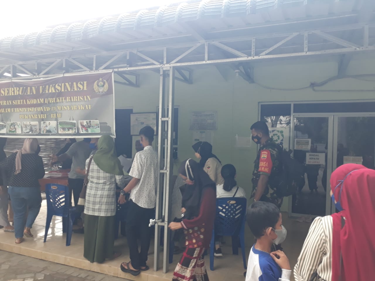 Serda Khairuddin Monitoring dan Mobilisasi Warga Vaksin di Polirem 031/WB 
