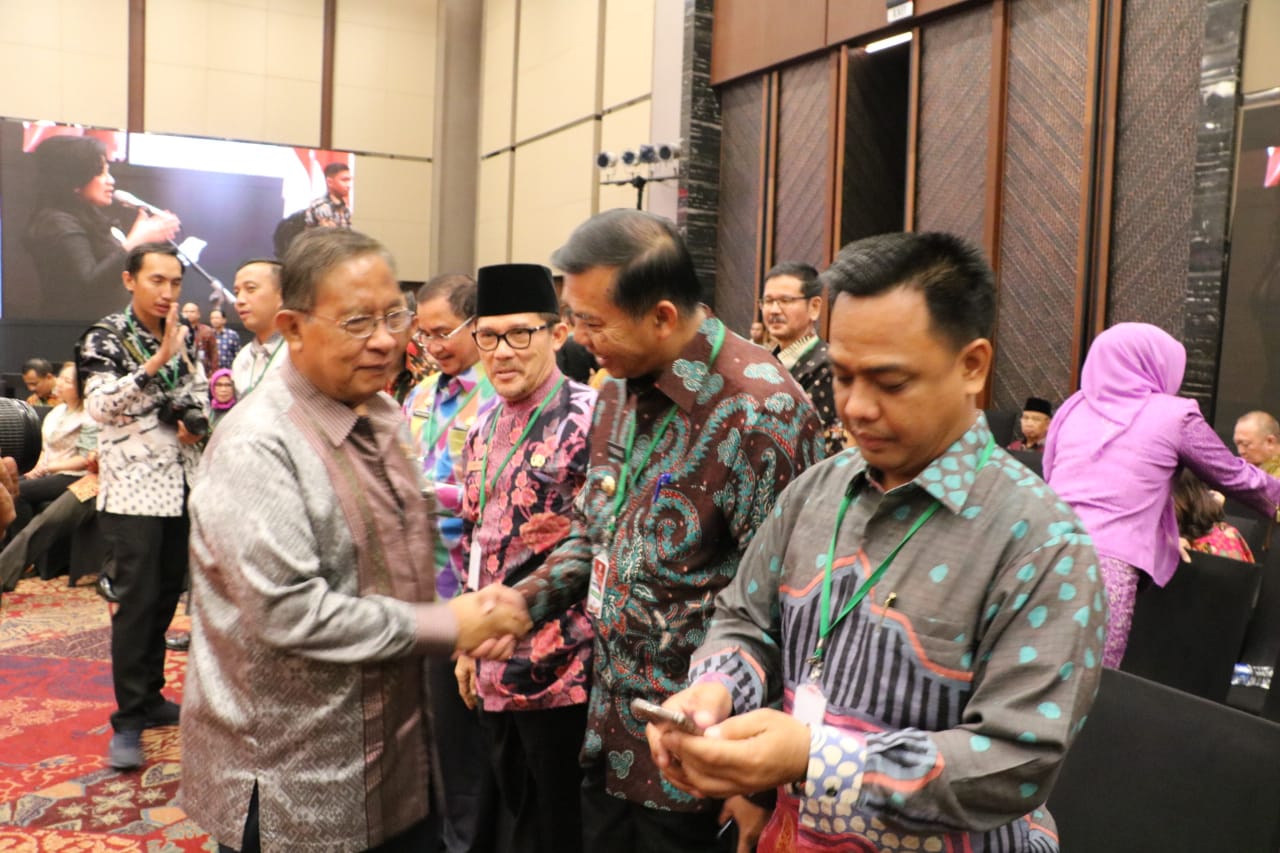 Firdaus Hadiri Rakornas Investasi di Banten