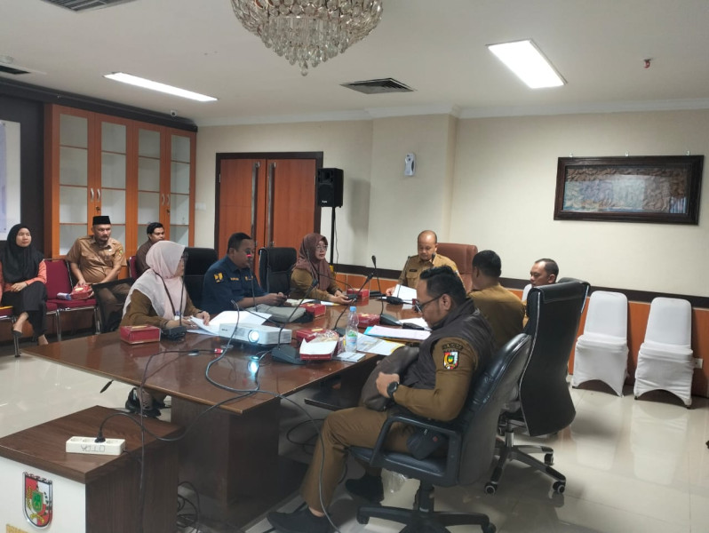 Kepala BPKAD Pekanbaru Hadiri Rapat Pengalihan Gedung Utama Komplek Perkantoran Walikota