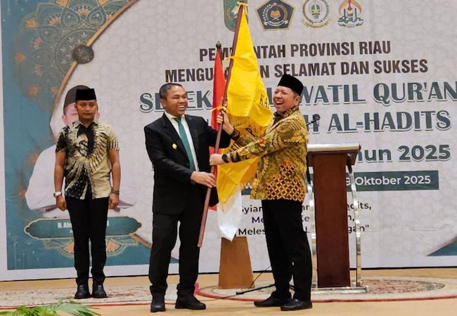 Gubri Abdul Wahid Janjikan Bonus Ratusan Juta bagi Juara STQH Nasional