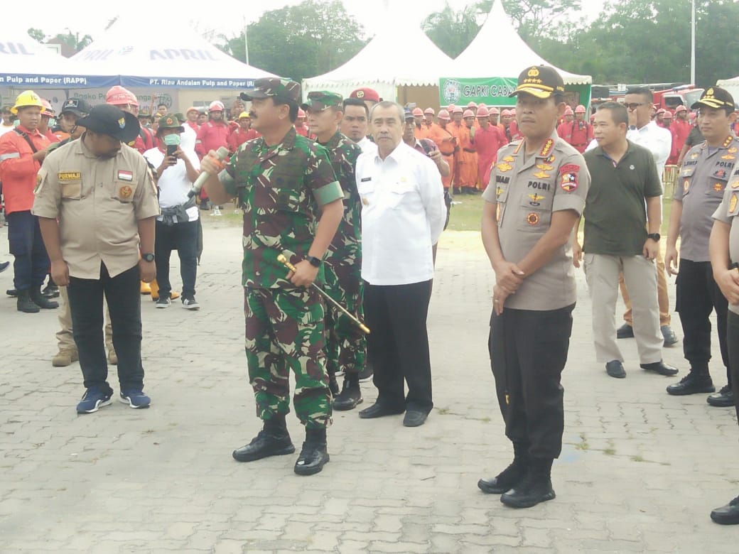 Kapolri  dan Panglima TNI Apresiasi Inovasi Polda Riau & Forkopimda Riau Cegah Atasi Karhutla