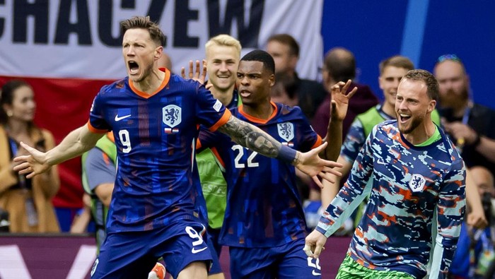 Weghorst Cuma Butuh 2 Menit untuk Beri Kemenangan ke Belanda