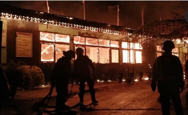 Gedung SMPN 7 Hangus Terbakar, Rp2 Miliar Jumlah Kerugian
