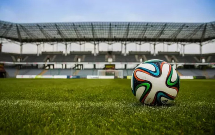 Jadwal Bola Malam Ini: Big Match Liga Inggris, Liga 1, dan Serie A