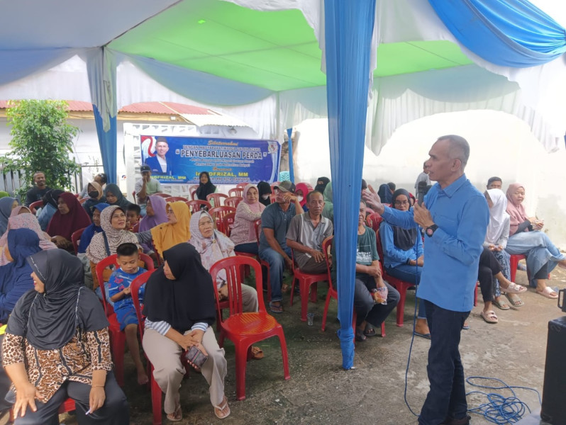 Wakil Ketua DPRD Pekanbaru Nofrizal Gelar Sosialisasi Perda di Kecamatan Lima Puluh