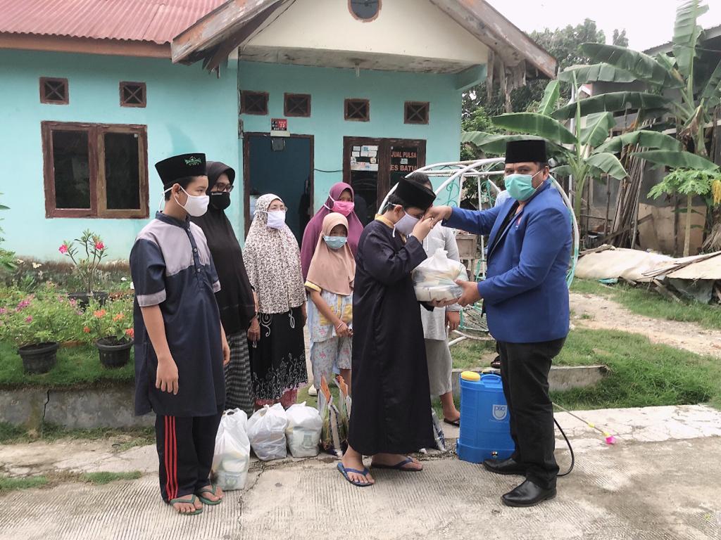 Sempena Hari Buruh dan Ramadan 1442 H,  DPD K SPSI Riau Salurkan Bantuan ke Dhuafa dan Yatim &Piatu 