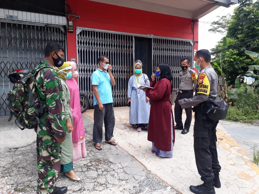 Babinsa Dampingi Tim Nakes Gelar  3 T Di Wilayah Teritorial