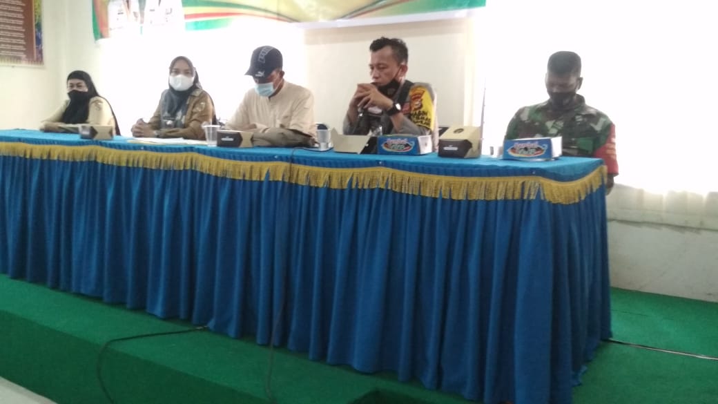 Babinsa Hadiri Pemilihan Ketua Forum RT/RW Kelurahan Sumahilang