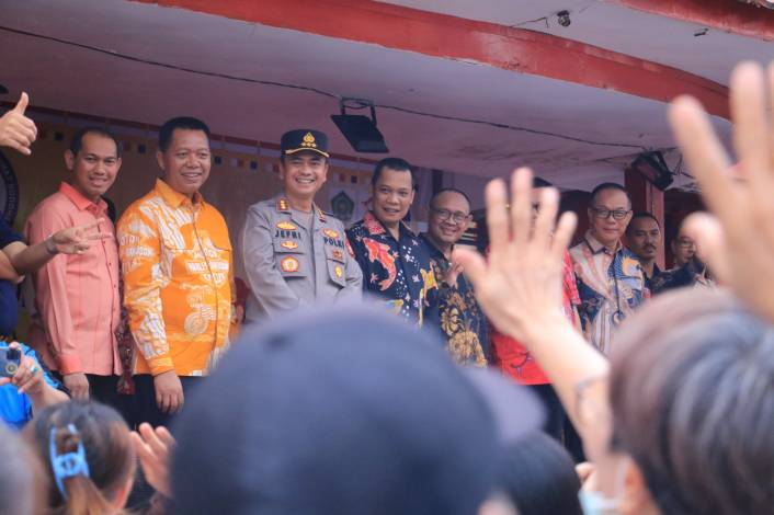 Lepas Pawai Waisak Bersama, Ini Pesan Muflihun