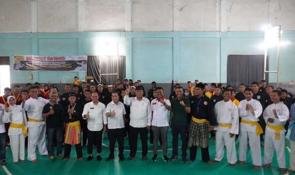 Dispora Buka Kejuaraan Pencak Silat Pelajar Piala Kadispora Pekanbaru 2022