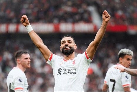 Usai Bantai MU 3-0, Salah Beri Sinyal Tinggalkan Liverpool Akhir Musim Ini