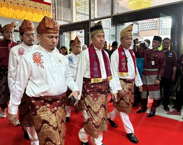Gubernur Syamsuar Puji Pertumbuhan Ekonomi Pekanbaru