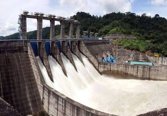 Debit Air Turun, PLTA Koto Panjang Kurangi Tinggi Bukaan Pintu Waduk
