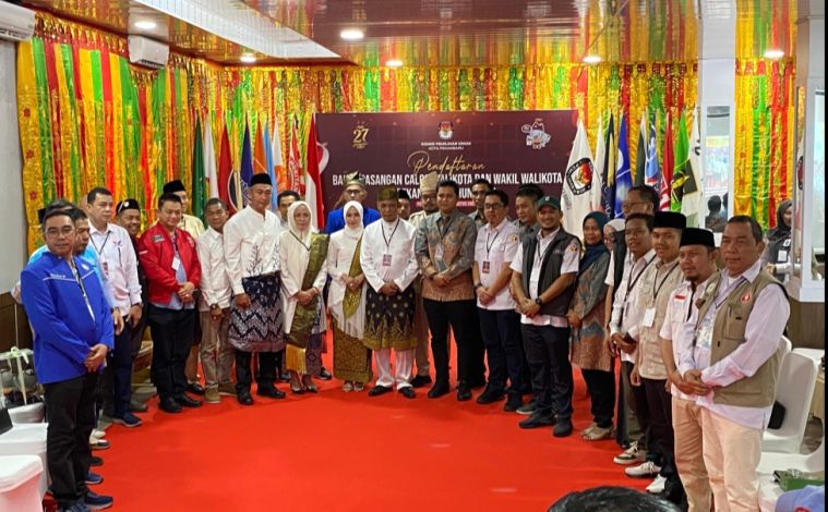 Diusung Enam Partai, Pasangan Muflihun - Ade Hartati Resmi Daftar ke KPU