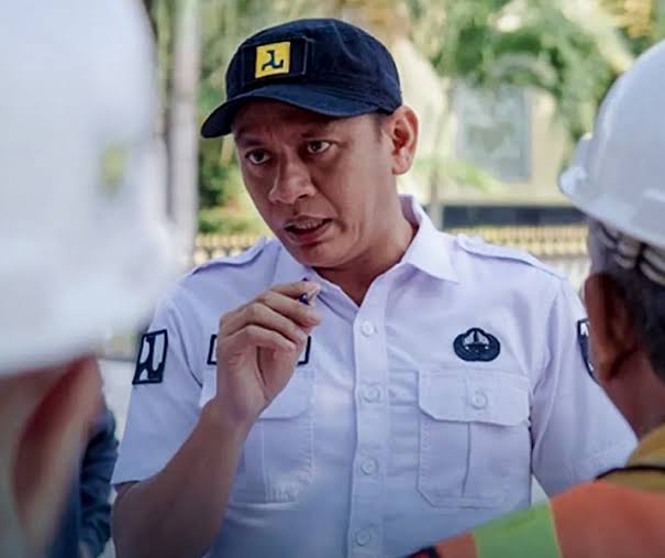 Cegah Banjir, PUPR Pekanbaru Rutin Normalisasi Drainase