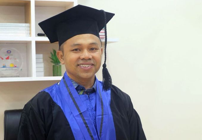 Program Satu Rumah Satu Sarjana Abdul Wahid Dinilai Realistis dan Visioner
