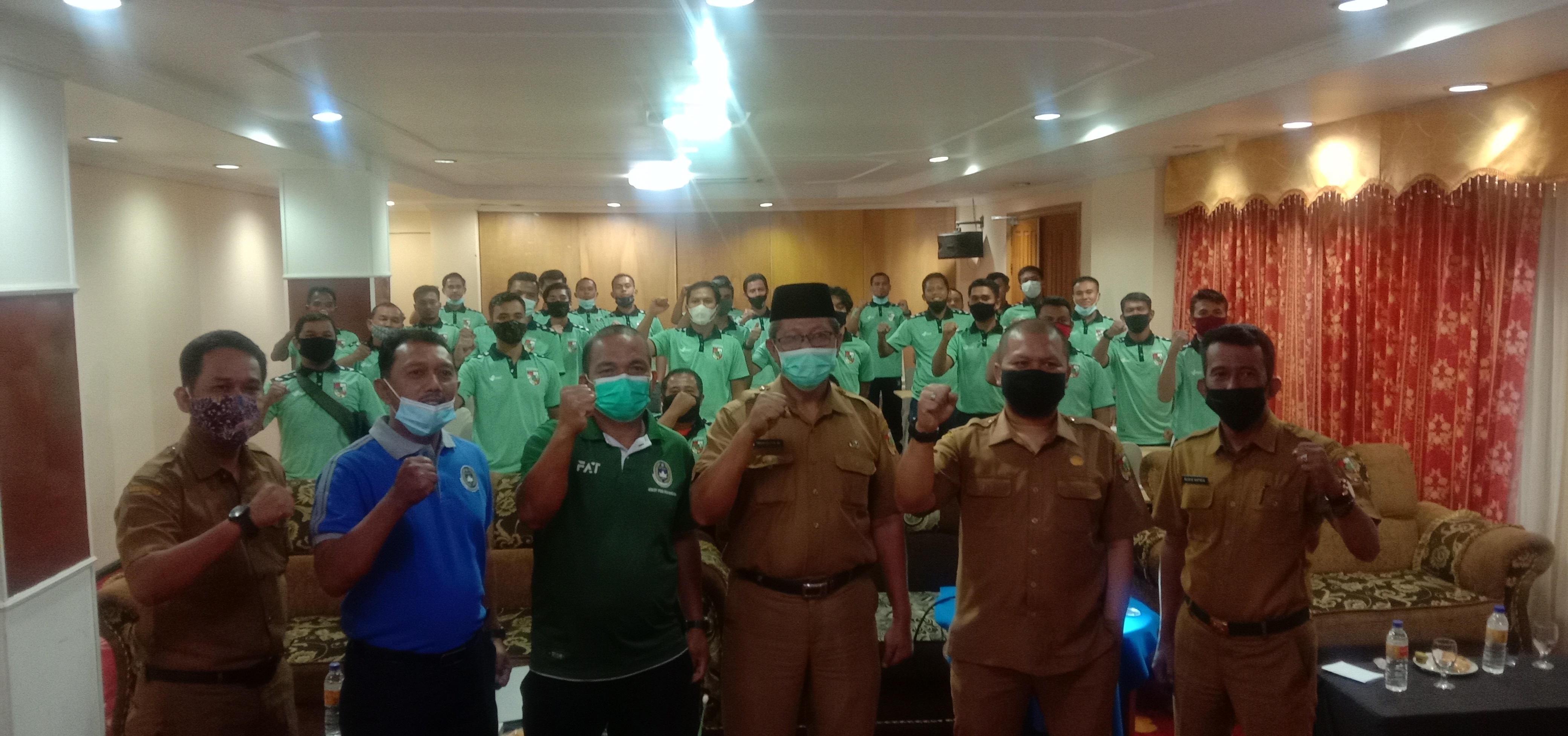 Kadispora Kota Buka  Pelatihan Peningkatan Kompetensi Guru Olahraga 
