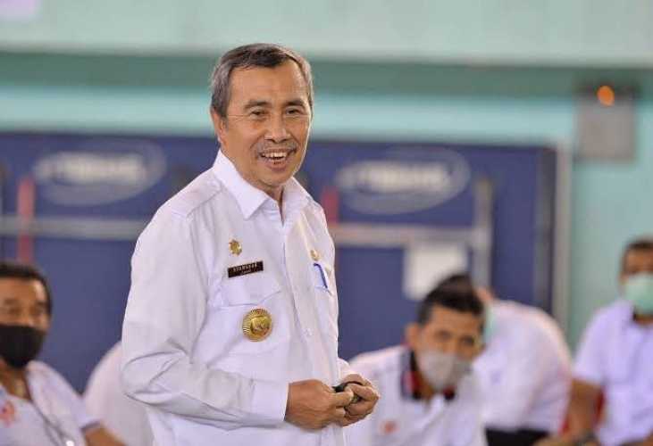 Gubri Beri Kesempatan Kepsek di Riau Mengabdi sampai Pensiun, Ini Syaratnya