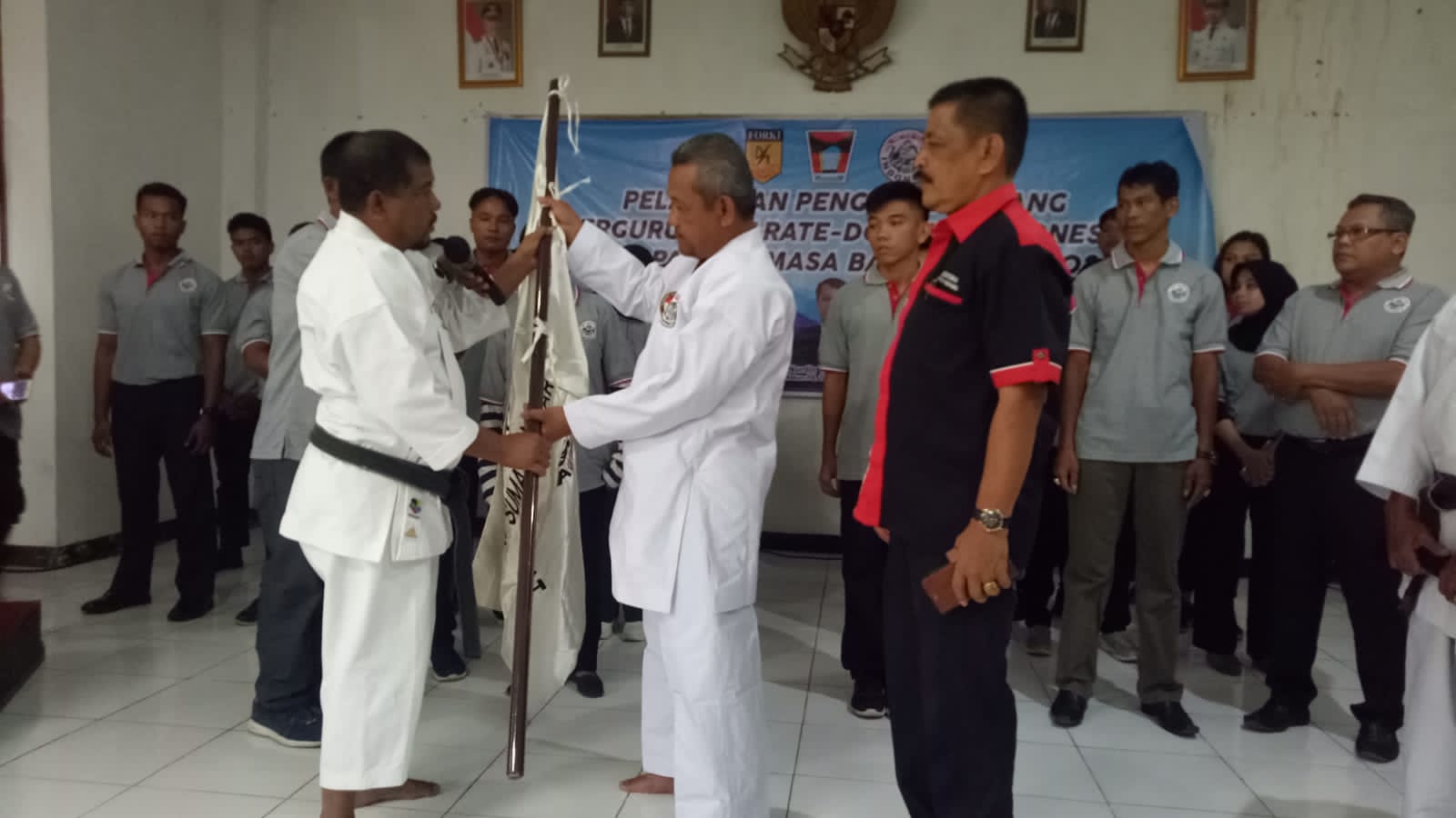 Dari Pelantikan Pengcab Kota Padang, Guru Koko: Karateka TAKO Indonesia Harus Mampu Harumkan Nama Daerah