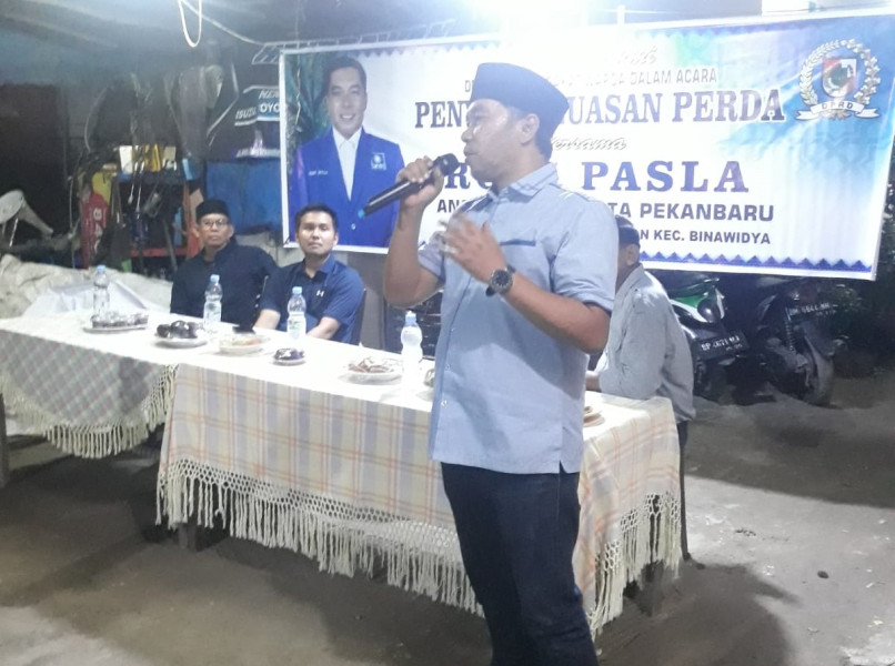 Anggota DPRD Kota Pekanbaru Roni Pasla Laksanakan Penyebarluasan Perda Kepada Masyarakat Dapil V