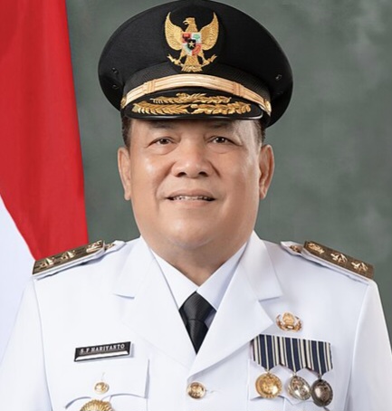 Mendagri Resmi Tunjuk Wagub Riau SF Hariyanto Jadi Plt Gubernur Riau