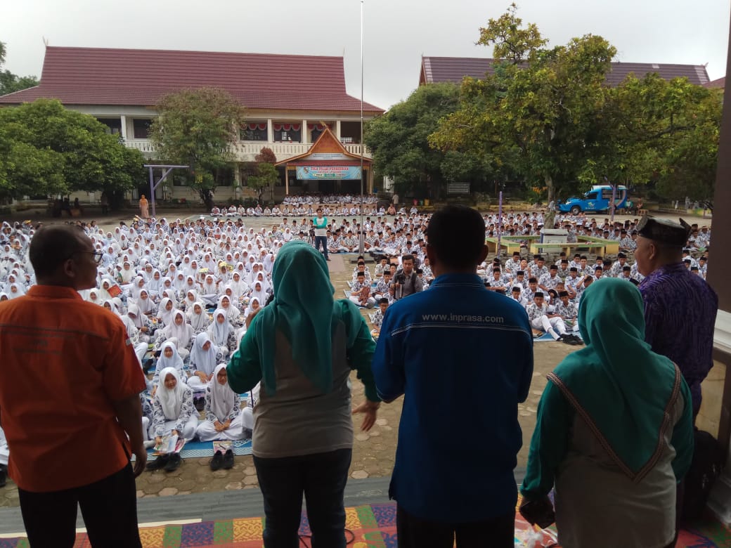 Dispusip Gelar Pesta Literasi di SMP Negeri 4 Pekanbaru