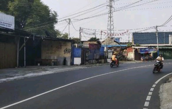 Suasana Jalanan Hari Pertama PSBB DKI Jakarta