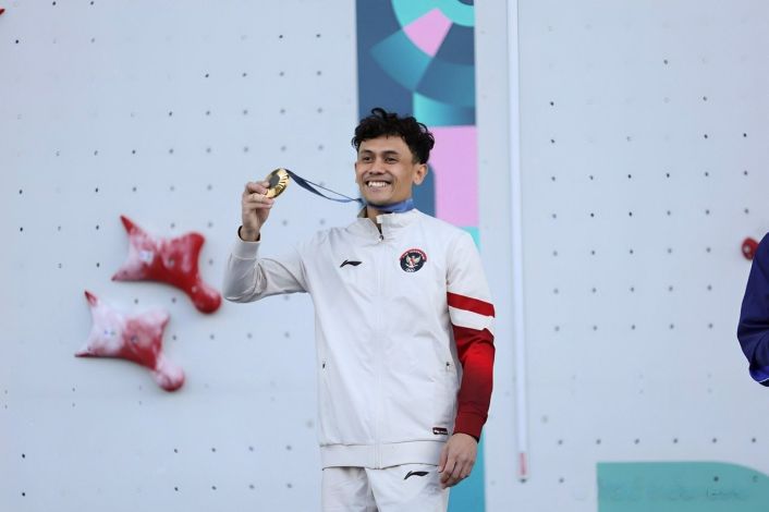 Olimpiade Paris 2024: Veddriq Raih Emas Setelah Unggul 0,02 Detik atas Atlet Tiongkok