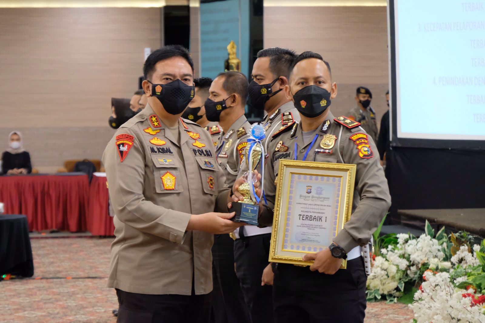 Satlantas Polresta Pekanbaru Raih Predikat Terbaik 1.