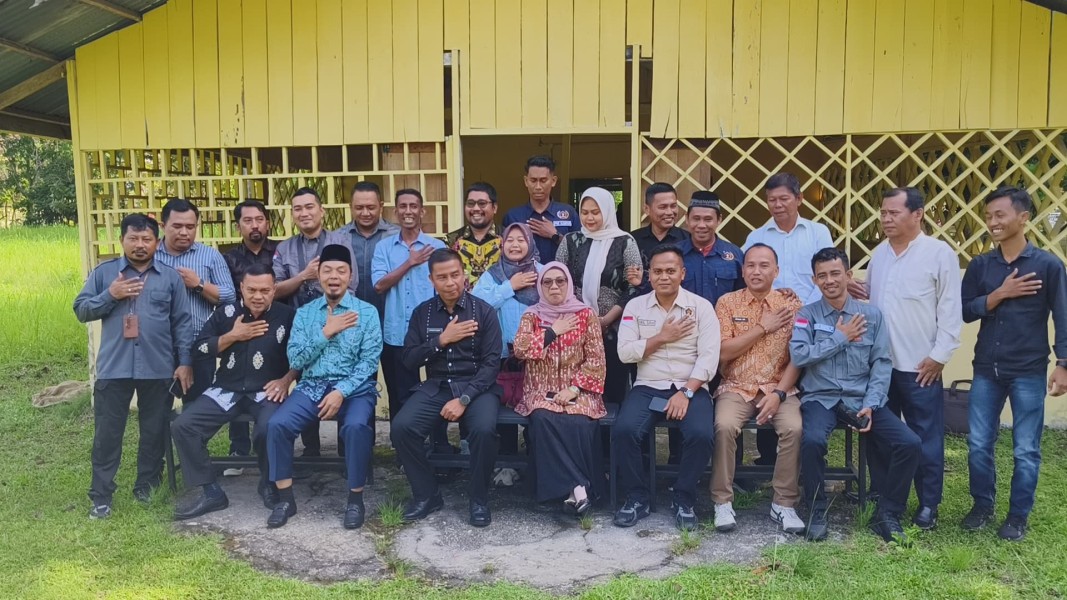 PWI Kampar Silaturahmi Dengan Bupati dan Wabup Kampar