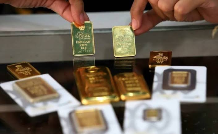 Harga Emas Antam Bertahan di Level Rp1.896.000